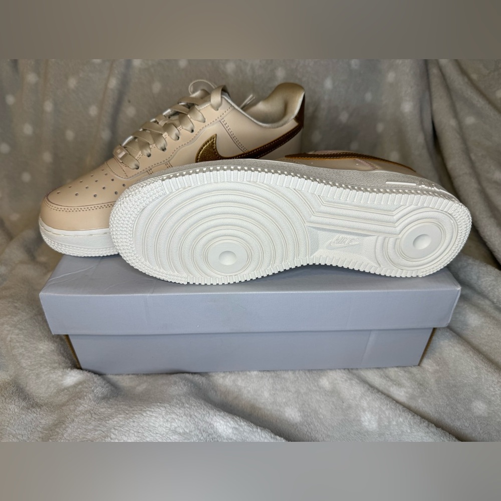 Nike AIR FORCE 1 | Size 8.5